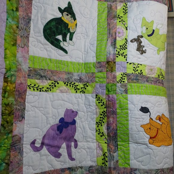 Hand Crafted Cat Lap Quilt Stunning 40